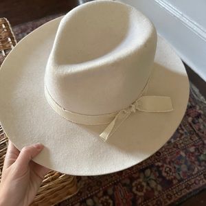 Olive & Pique KAIA hat